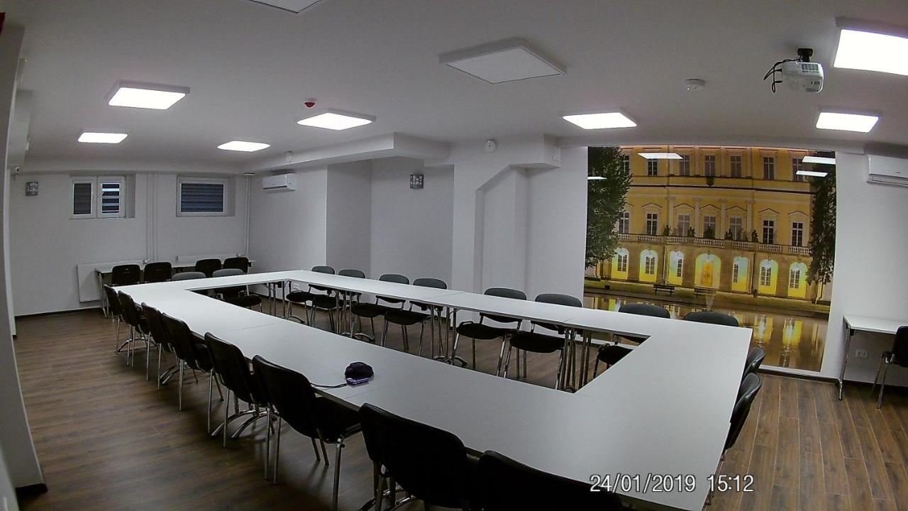 Scsk Pol Lawy 호텔 Puławy 외부 사진